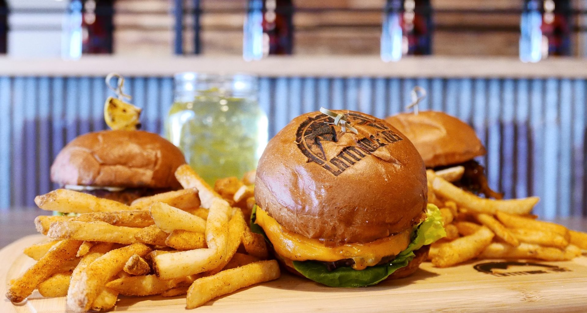 Latitude 105 Alehouse Estes Park, US, CO